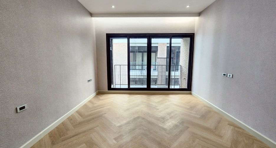 For rent 4 ベッドルーム condo in Watthana, Bangkok