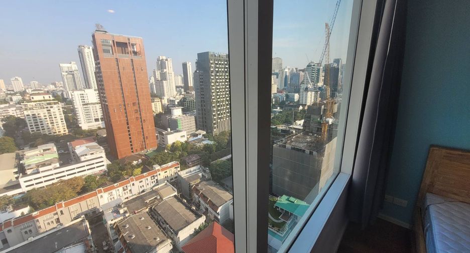 For rent 2 bedrooms condo in Watthana, Bangkok
