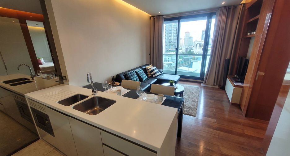 For rent 1 bed condo in Khlong Toei, Bangkok