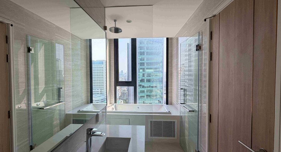 Condo en alquiler de 2 habitaciones en Sathon, Bangkok