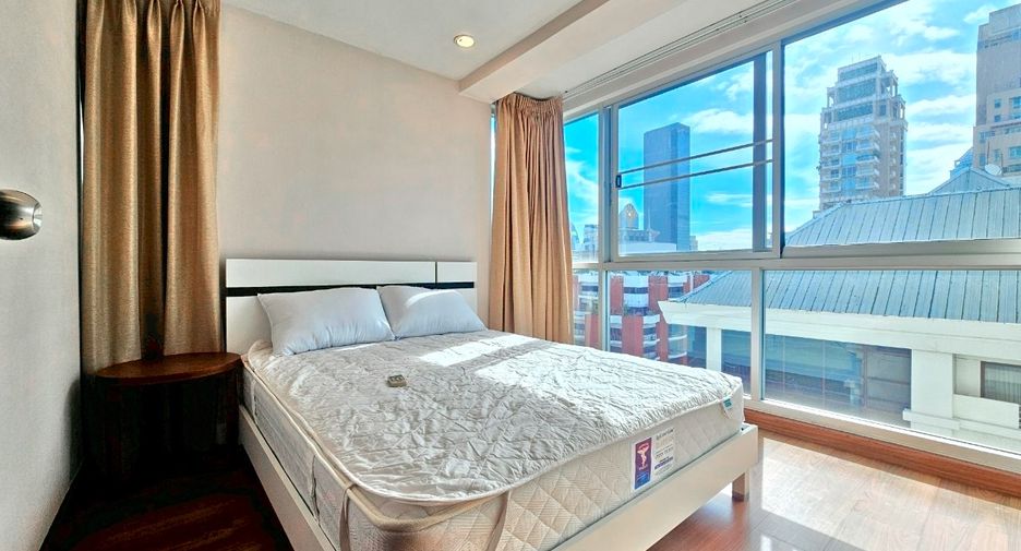 For rent 2 bedrooms condo in Pathum Wan, Bangkok