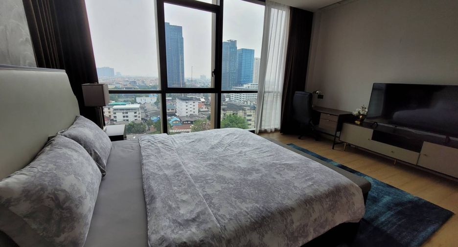 For rent 2 bedrooms condo in Watthana, Bangkok