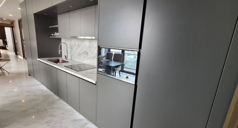 For rent 2 bedrooms condo in Watthana, Bangkok