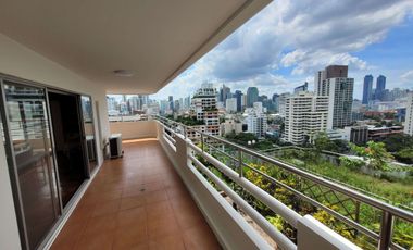 À louer 3 chambres condo à Watthana, Bangkok