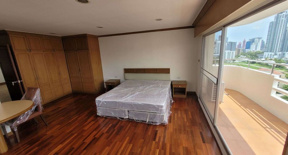 ให้เช่า 3 ห้องนอน คอนโด ใน วัฒนา, กรุงเทพฯ