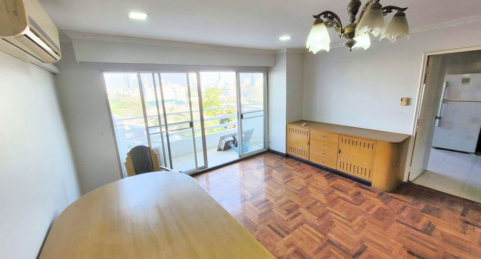 Condo en alquiler de 3 habitaciones en Watthana, Bangkok