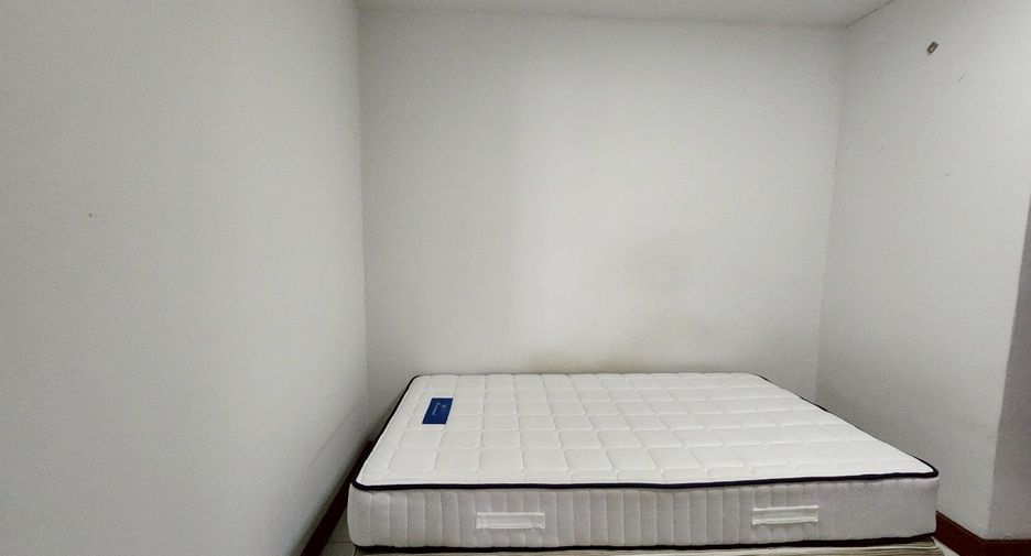For rent and for sale 3 bedrooms condo in Khlong Toei, Bangkok