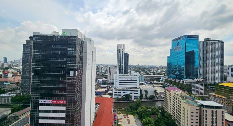 À louer 2 chambres condo à Watthana, Bangkok