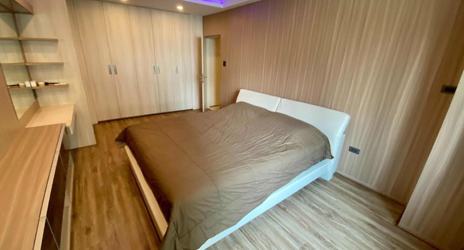 For rent 2 ベッドルーム condo in Khlong Toei, Bangkok