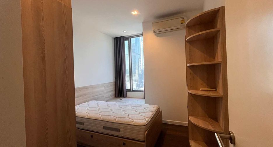 For rent 2 bedrooms condo in Sathon, Bangkok