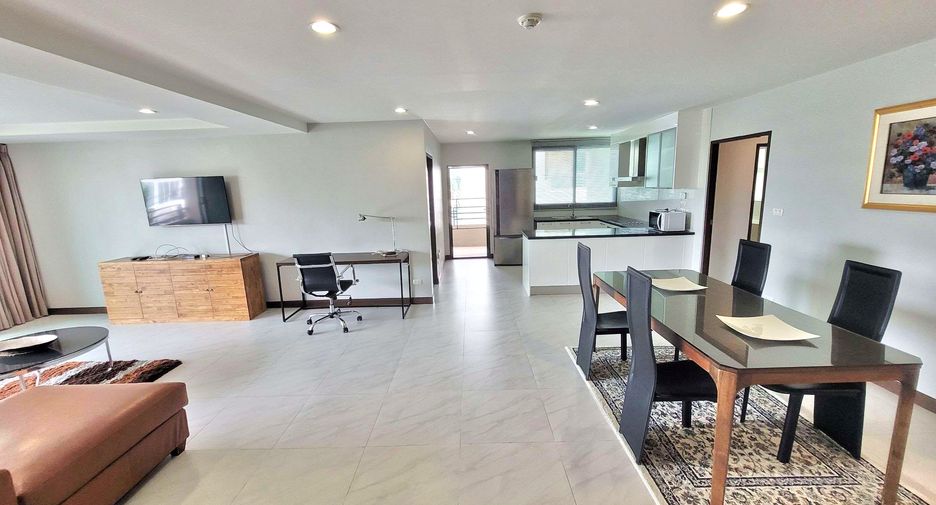 For rent 3 bedrooms condo in Watthana, Bangkok