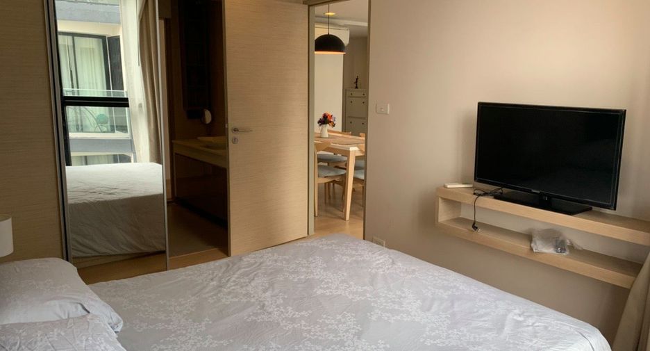 For rent 2 bedrooms condo in Khlong Toei, Bangkok