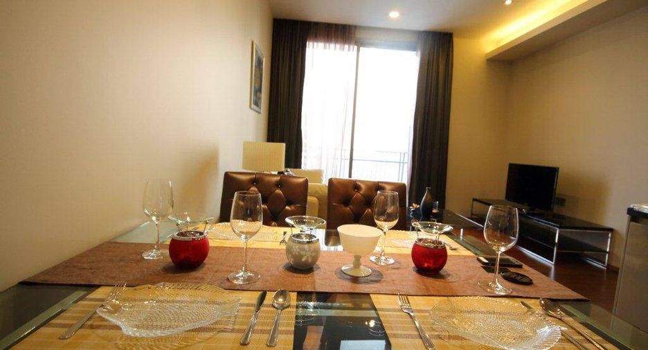 For rent 2 bedrooms condo in Watthana, Bangkok