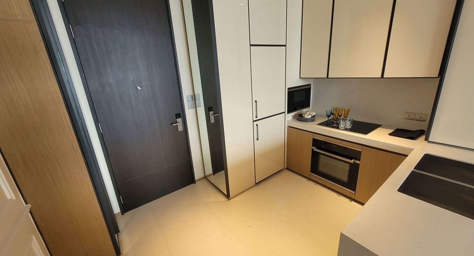 For rent and for sale 2 bedrooms condo in Khlong Toei, Bangkok