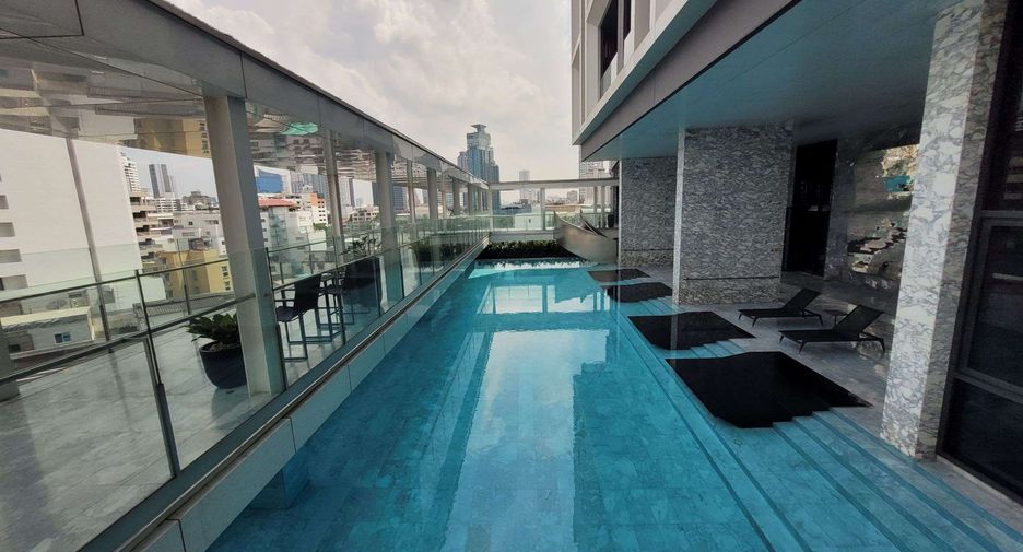 For rent and for sale 2 bedrooms condo in Khlong Toei, Bangkok