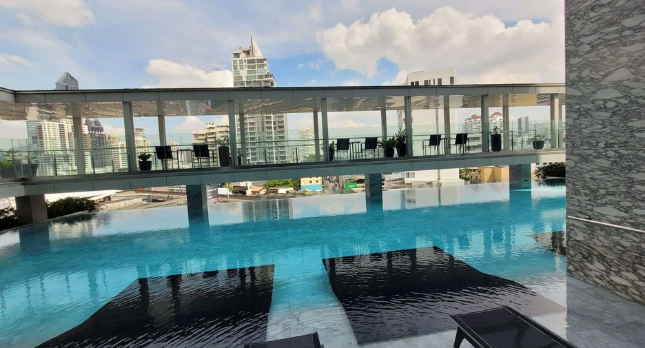 For rent and for sale 2 bedrooms condo in Khlong Toei, Bangkok