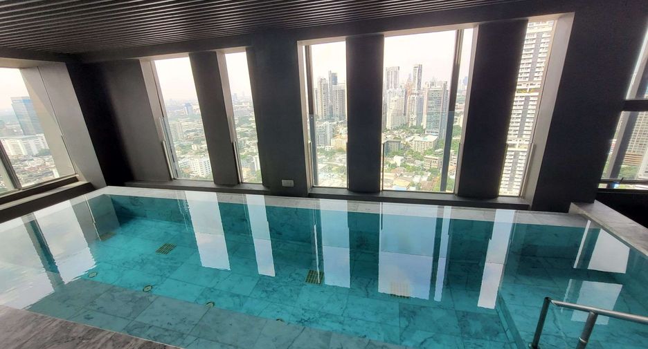 For rent and for sale 2 bedrooms condo in Khlong Toei, Bangkok