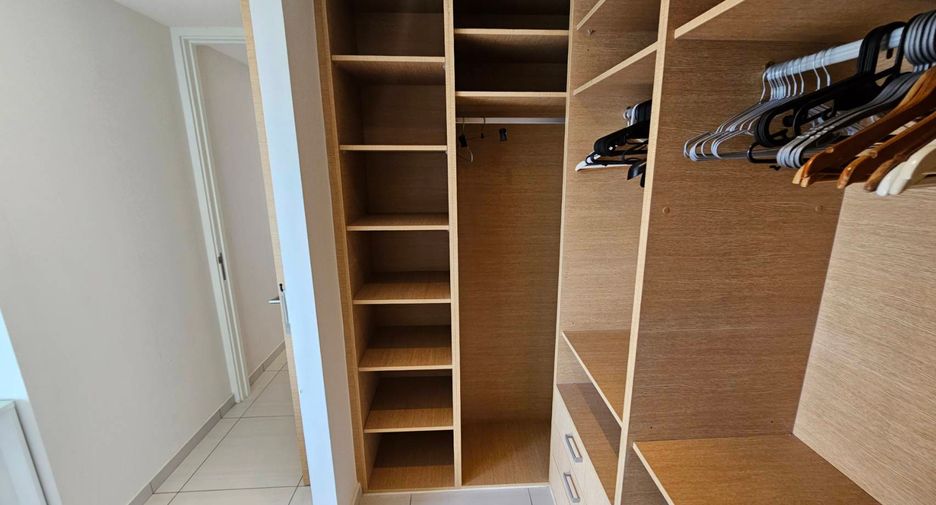 For rent and for sale 2 bedrooms condo in Khlong Toei, Bangkok