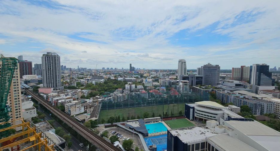 For rent and for sale 2 bedrooms condo in Khlong Toei, Bangkok