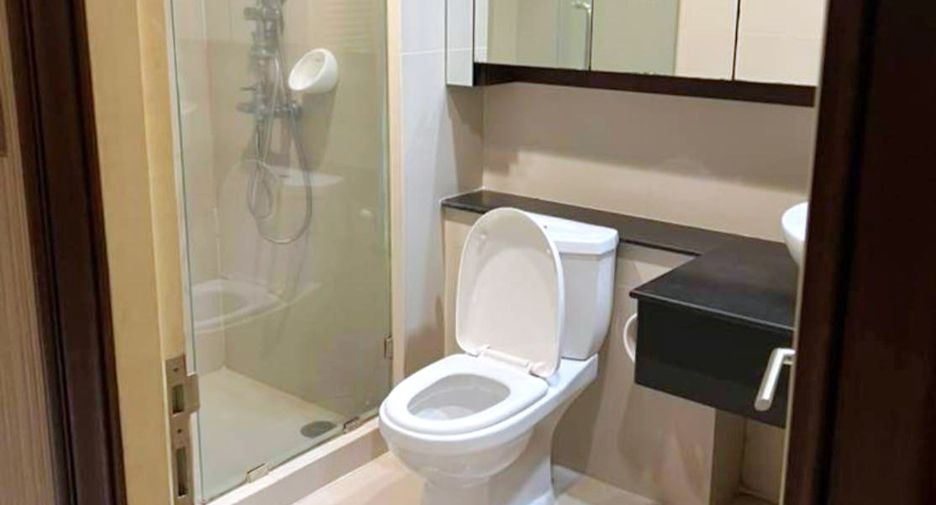For rent and for sale 3 bedrooms condo in Khlong Toei, Bangkok