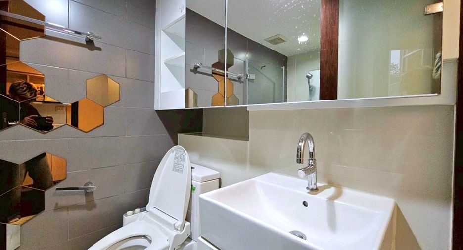 À louer 1 chambre condo à Khlong Toei, Bangkok