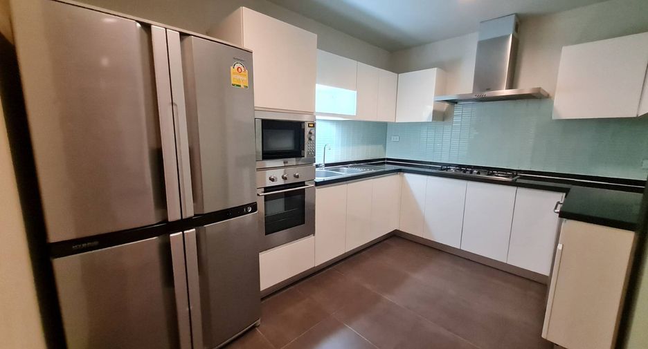 Condo en alquiler de 2 habitaciones en Watthana, Bangkok
