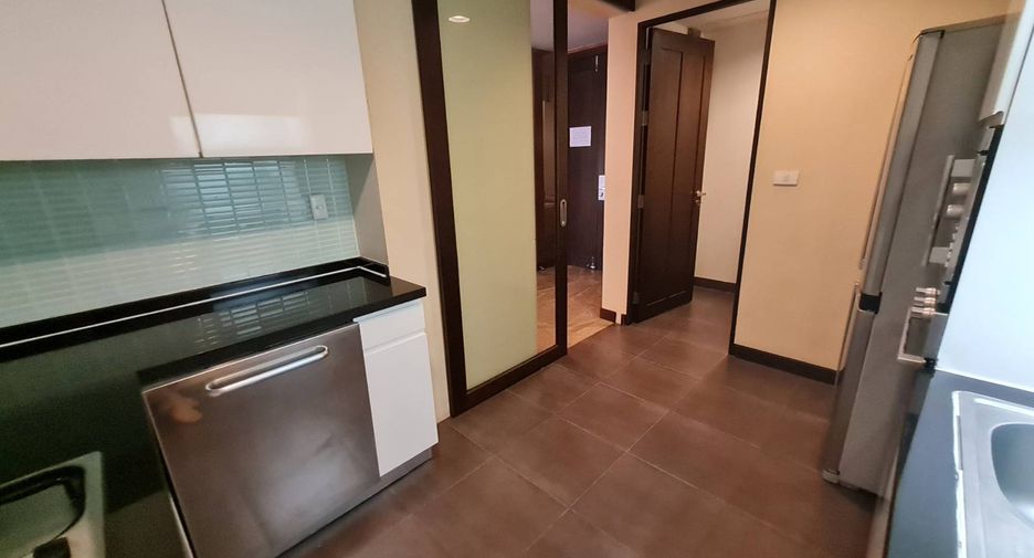 Condo en alquiler de 2 habitaciones en Watthana, Bangkok