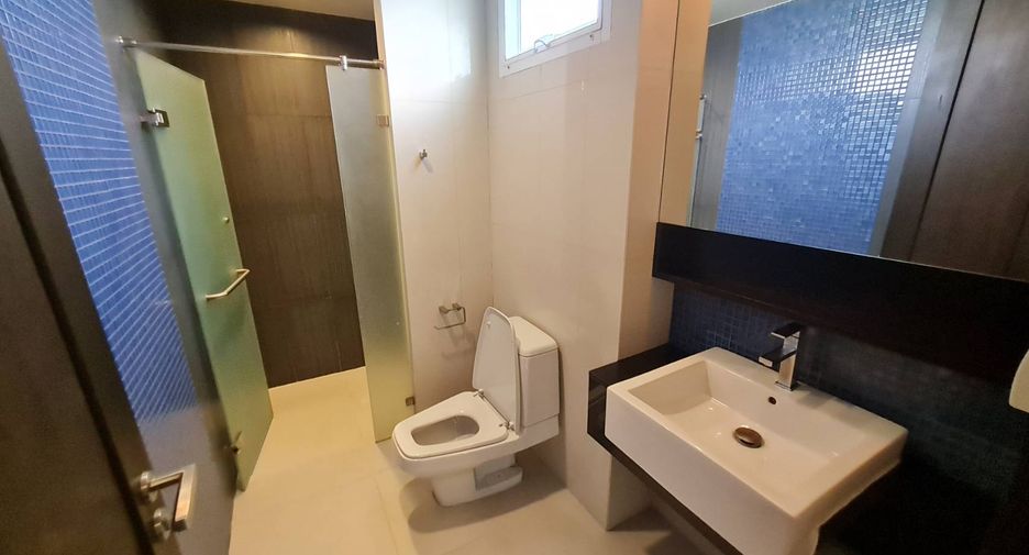 Condo en alquiler de 2 habitaciones en Watthana, Bangkok