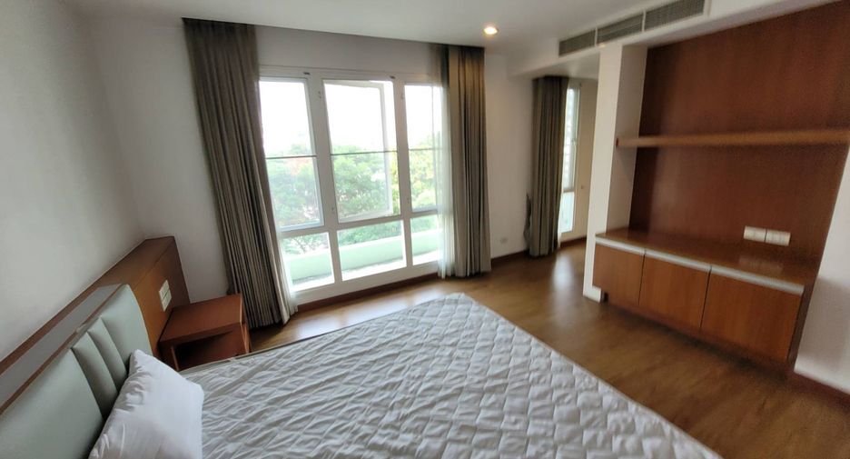 ให้เช่า 4 ห้องนอน คอนโด ใน วัฒนา, กรุงเทพฯ