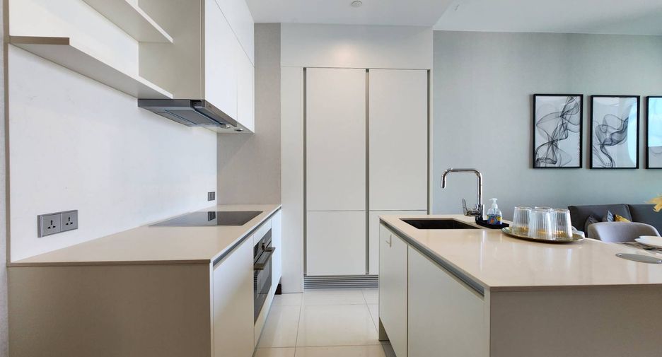 Wohnung zur Miete und zum Kauf mit 2 Zimmer in Khlong Toei, Bangkok