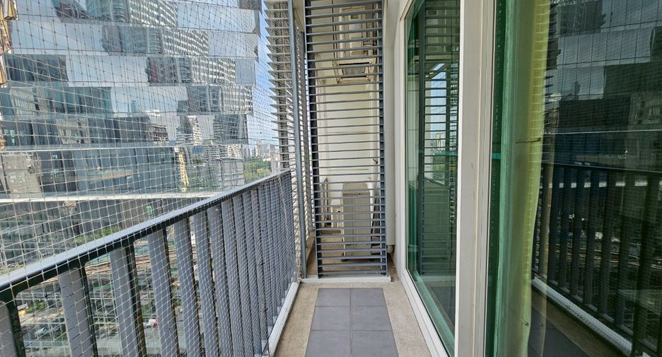 For rent and for sale 2 bedrooms condo in Khlong Toei, Bangkok