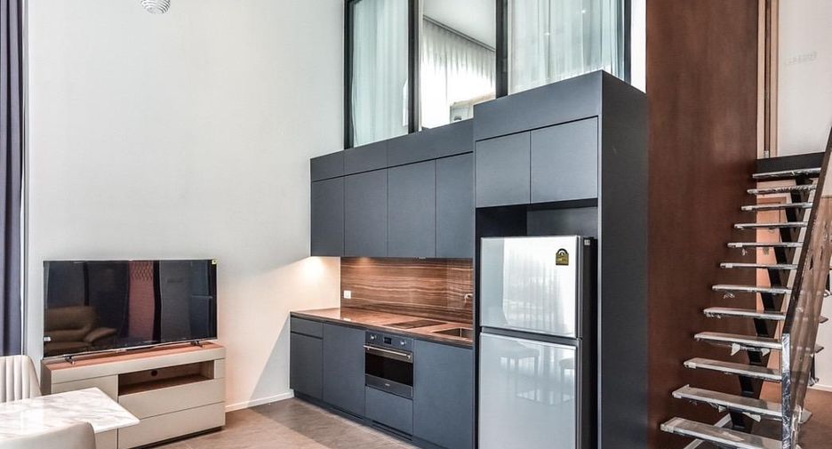 For rent 2 bedrooms condo in Sathon, Bangkok