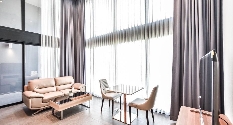 For rent 2 bedrooms condo in Sathon, Bangkok