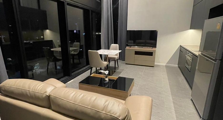 For rent 2 bedrooms condo in Sathon, Bangkok