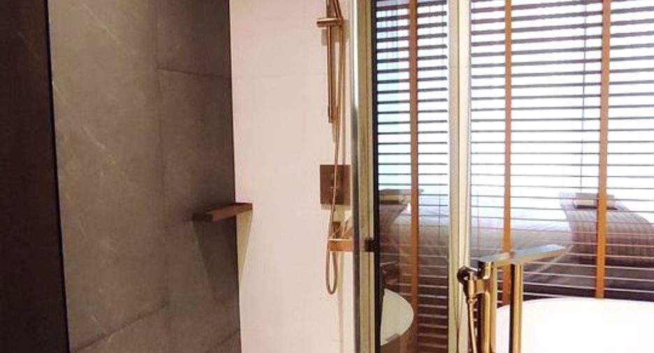 Condo en alquiler de 1 habitaciones en Khlong Toei, Bangkok