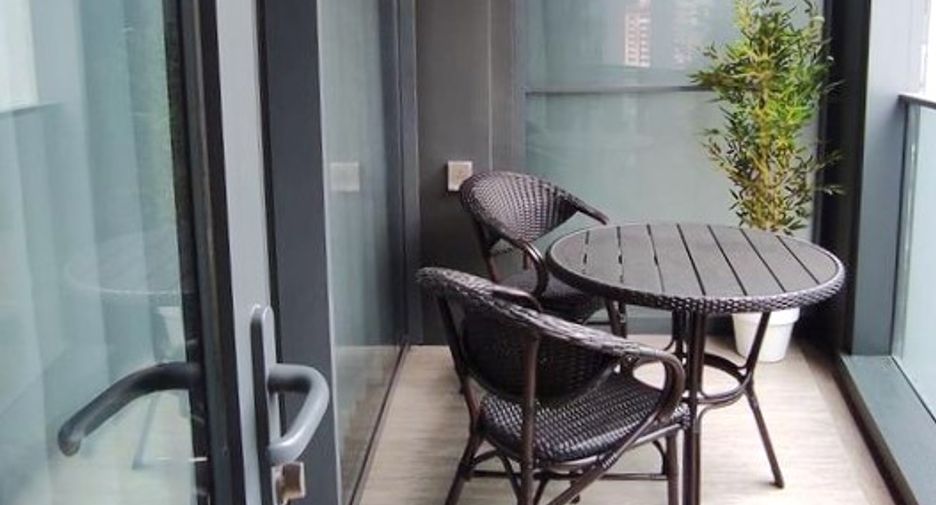 Condo en alquiler de 1 habitaciones en Khlong Toei, Bangkok