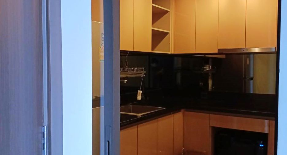 For rent and for sale 2 bedrooms condo in Khlong Toei, Bangkok