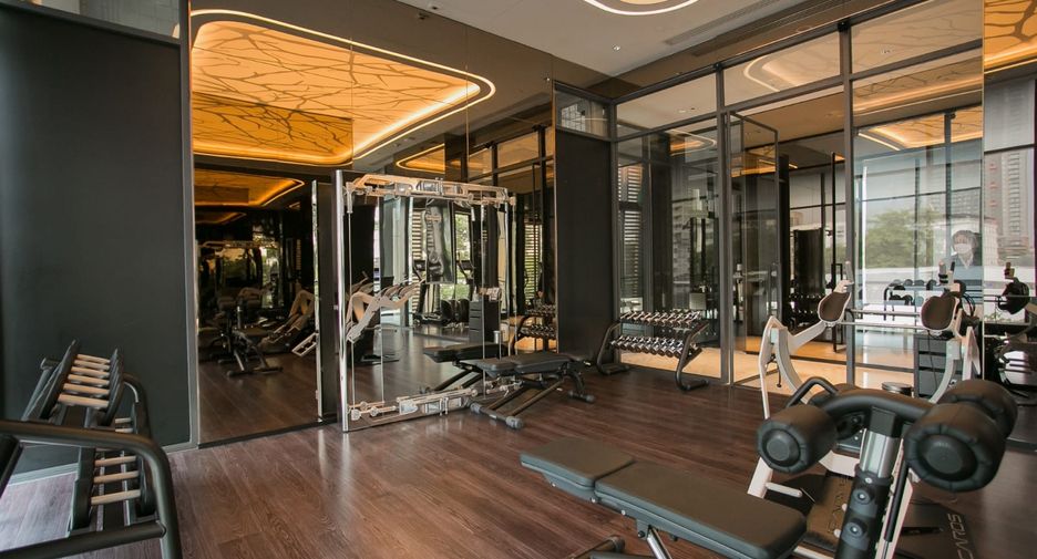 For rent and for sale 2 bedrooms condo in Watthana, Bangkok