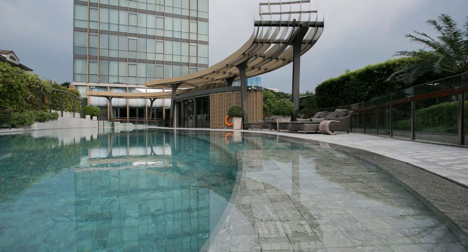 For rent and for sale 2 bedrooms condo in Watthana, Bangkok