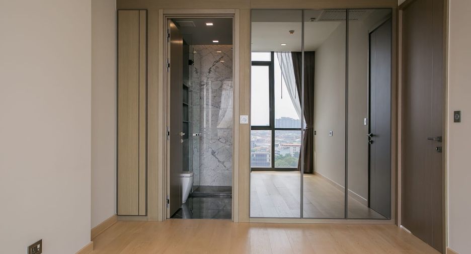 For rent and for sale 2 bedrooms condo in Watthana, Bangkok