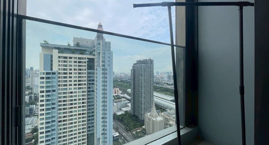 For rent 1 bed condo in Watthana, Bangkok