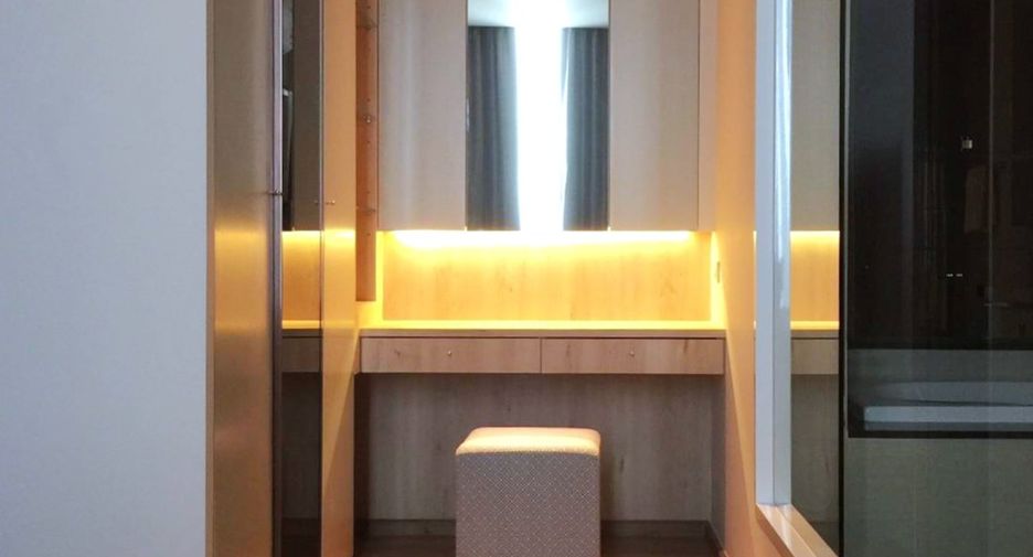 For rent and for sale 1 bed condo in Khlong Toei, Bangkok
