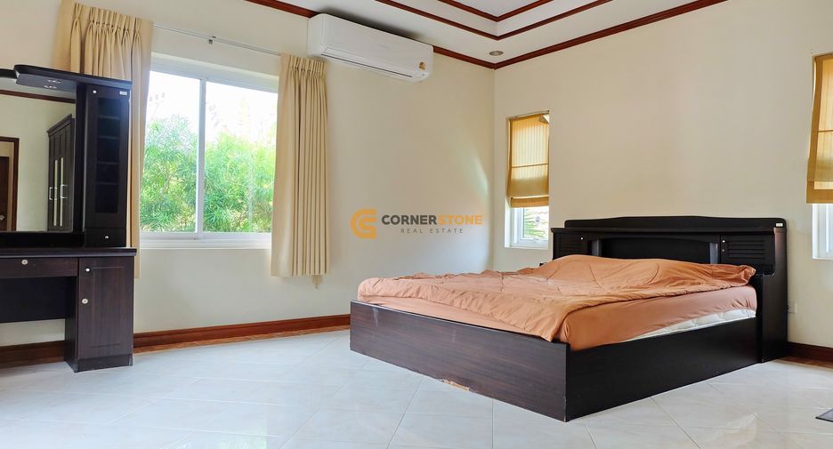 Haus zur Miete mit 4 Zimmer in Bang Lamung, Chonburi