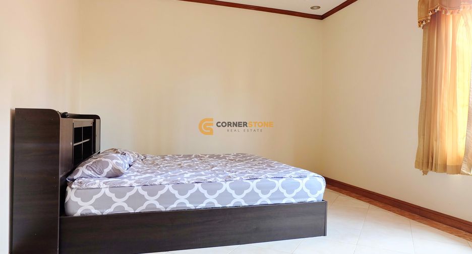 Haus zur Miete mit 4 Zimmer in Bang Lamung, Chonburi