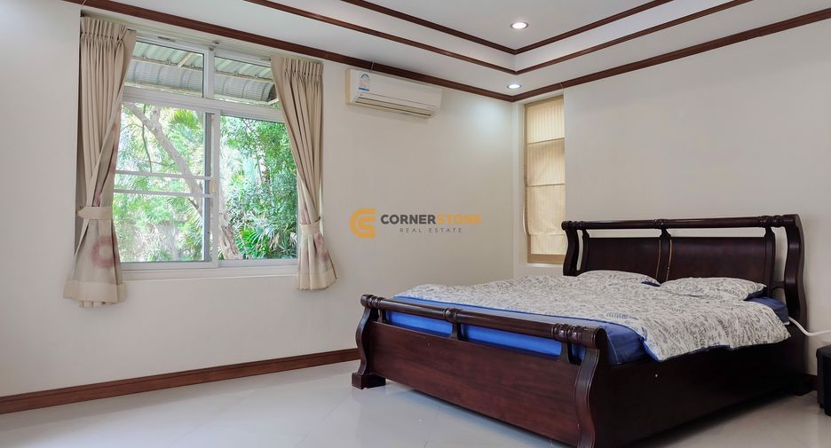 Haus zur Miete mit 4 Zimmer in Bang Lamung, Chonburi