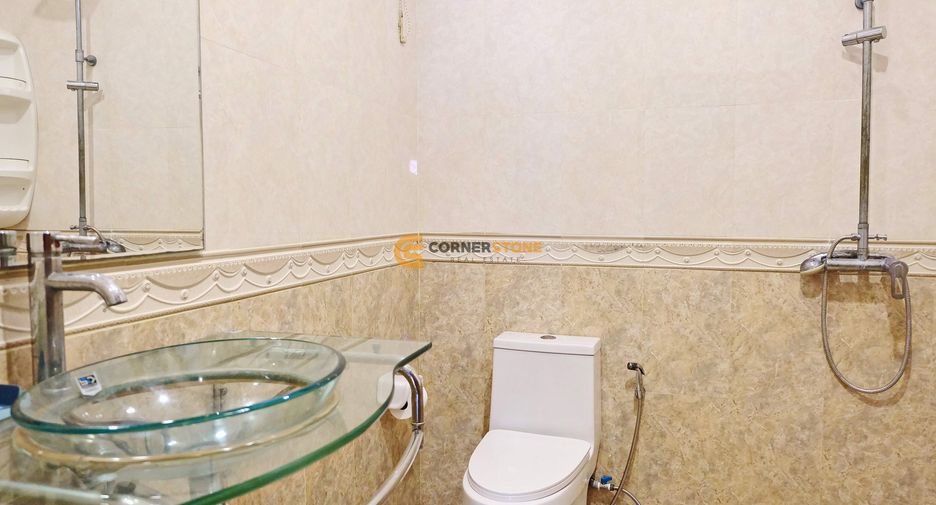 Haus zur Miete mit 4 Zimmer in Bang Lamung, Chonburi