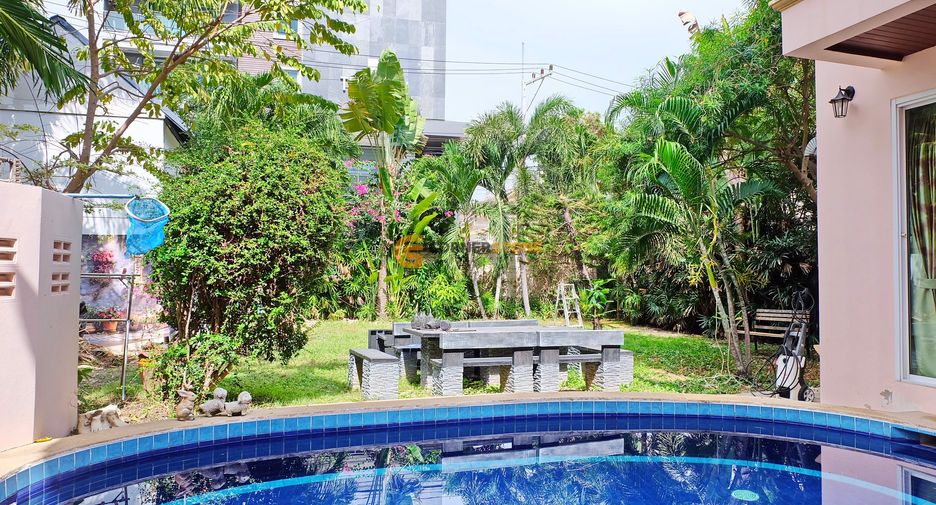 Haus zur Miete mit 4 Zimmer in Bang Lamung, Chonburi