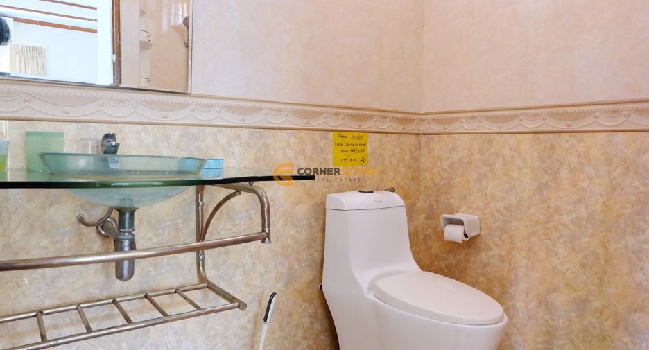 Haus zur Miete mit 4 Zimmer in Bang Lamung, Chonburi