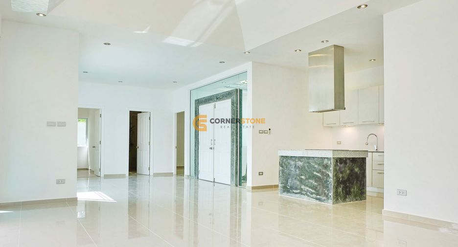 For sale 3 bedrooms house in Bang Lamung, Chonburi