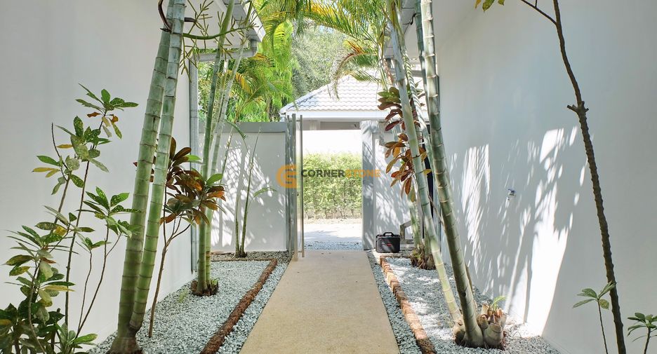For sale 3 bedrooms house in Bang Lamung, Chonburi